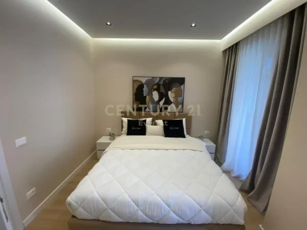 Tirane, shitet apartament 2+1 Kati 3, 107 m² 285.000 € (PAZARI I RI)