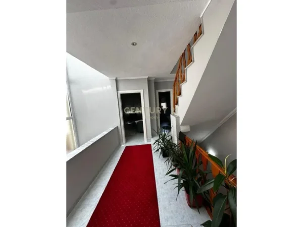 Tirane, shes Vile 3 Katshe Kati 3, 214 m² 320.000 € (ISH RESORANT DURRESI)