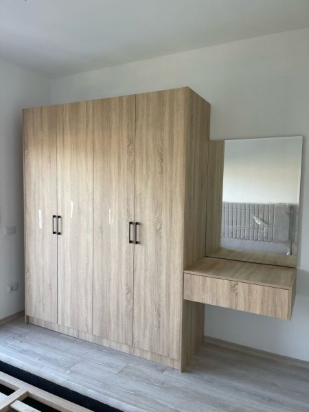 Tirane, jepet me qera apartament 1+1 Kati 3, 68 m² 30,000 leke (Kamez, prane Rajonit te Policise)