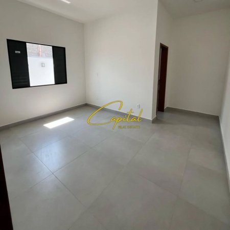 Tirane, jepet me qera dyqan Kati 0, 22 m² 400 € (QENDER)
