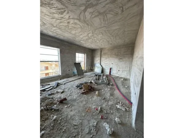 Tirane, shes apartament 2+1+Aneks+Ballkon Kati 2, 105 m² 160.000 € (Bulevardi i Ri)