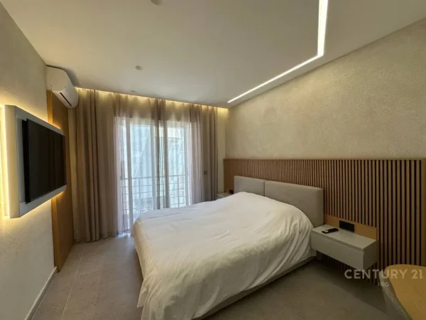 Tirane, shes apartament 1+1+Aneks+Ballkon Kati 1, 63 m² 194.000 € (Rruga e Bogdaneve)