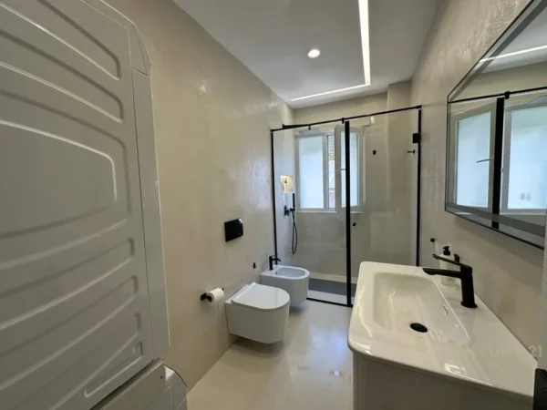 Tirane, shes apartament 1+1+Aneks+Ballkon Kati 1, 63 m² 194.000 € (Rruga e Bogdaneve)