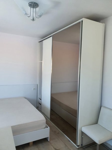 Durres, jepet me qera apartament 2+1+Ballkon Kati 2, 500 € (Rruga Rrota Kuqe)