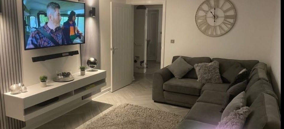 Tirane, jepet me qera apartament 1+1+Ballkon Kati 3, 60 m² 550 € (RRUGA E BARRIKADAVE)