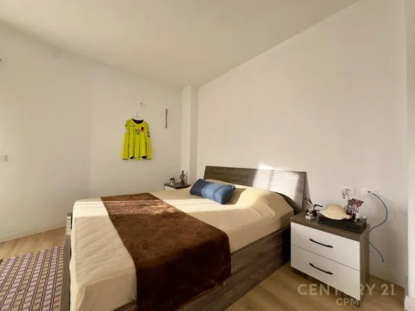 Tirane, jepet me qera apartament 2+1+Aneks+Ballkon Kati 6, 120 m² 800 € (Bulevardi i Ri)