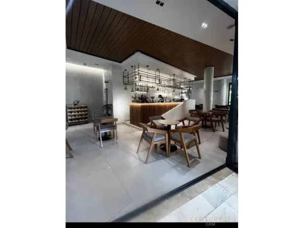 Tirane, jepet me qera bar-kafe Kati 0, 260 m² 1.800 € (21 Dhjetori)