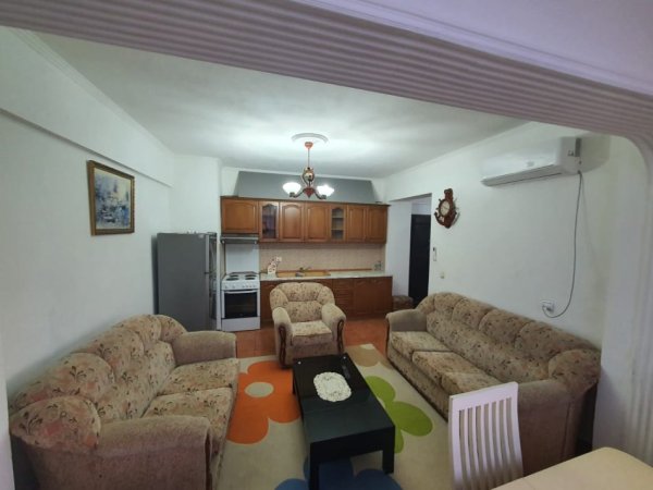 Tirane, jepet me qera apartament 2+1+Ballkon Kati 4, 85 m² 480 € (Rruga Drita Hoxha)