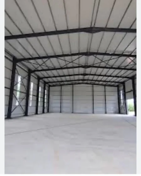 Tirane, jepet me qera magazine Kati 0, 315 m² 2.000 € (SIRI KODRA)