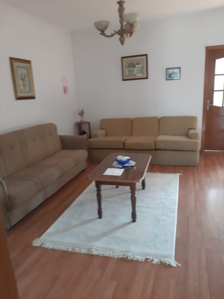 Tirane, jepet me qera apartament 2+1 Kati 6, 86 m² 450€ (ish parku)