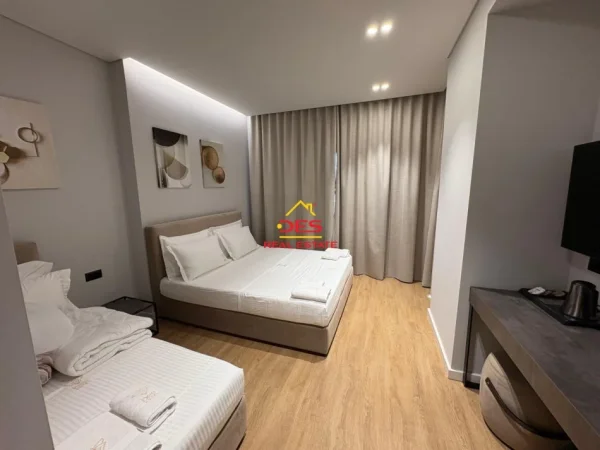 Vlore, shitet hotel Kati 2, 149 m² 300.000 € (Rruga Gjergj Kastrioti)