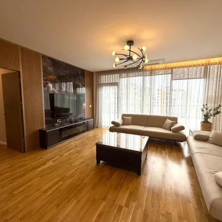Tirane, shitet apartament 4+1 , 214 m² 700.000 € (Lake View Residence)