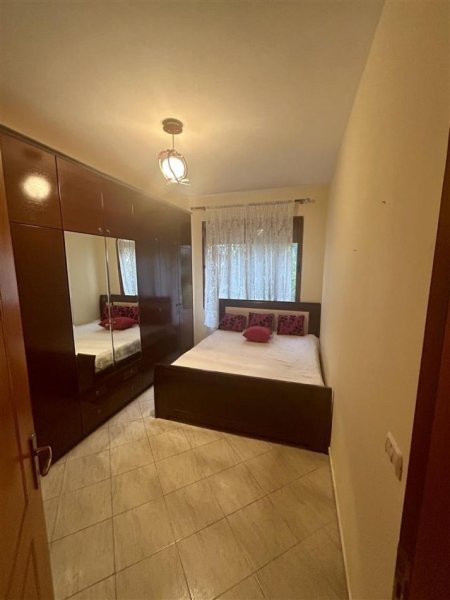 Tirane, shitet apartament 1+1 Kati 1, 56 m² 79.000 € (Ybzberisht , pallate Cabej)