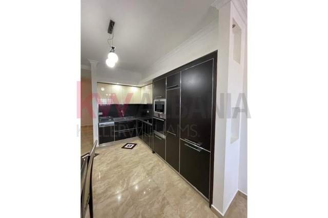 Tirane, jepet me qera apartament 2+1+BLK Kati 4, 120 m² 550 Euro (Rruga Dritan Hoxha)