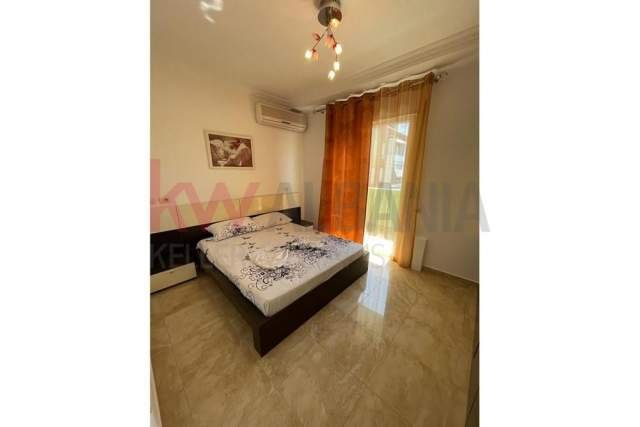 Tirane, jepet me qera apartament 2+1+BLK Kati 4, 120 m² 550 Euro (Rruga Dritan Hoxha)