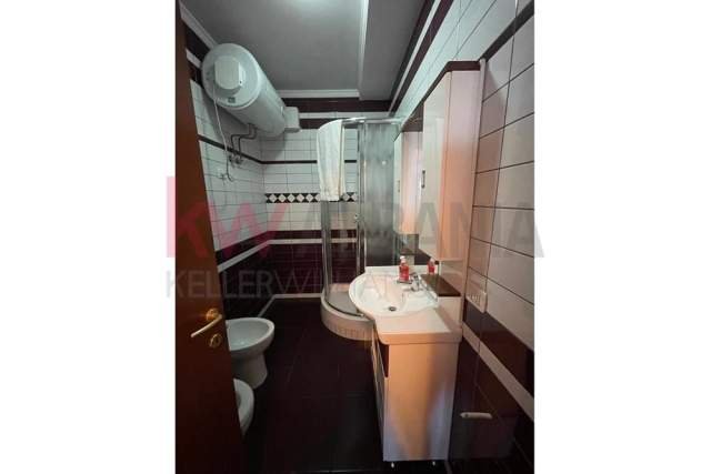 Tirane, jepet me qera apartament 2+1+BLK Kati 4, 120 m² 550 Euro (Rruga Dritan Hoxha)