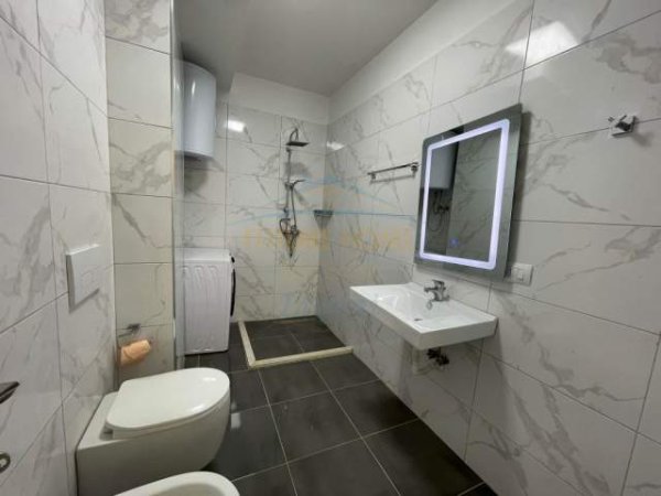 Tirane, jepet me qera apartament 2+1+BLK Kati 2, 120 m² 600 Euro (Fusha e Aviacionit)