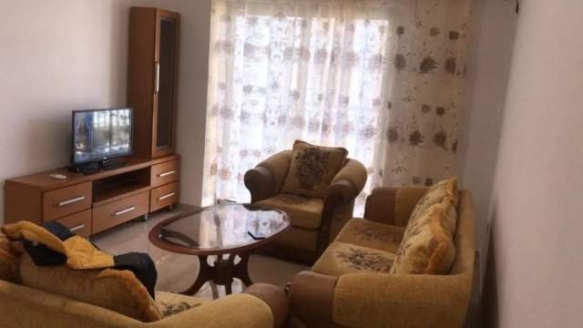 Tirane, jepet me qera apartament 1+1+BLK Kati 2, 65 m² 355 Euro (Rruga Ibrahim Dervishi, Komuna e Parisit)