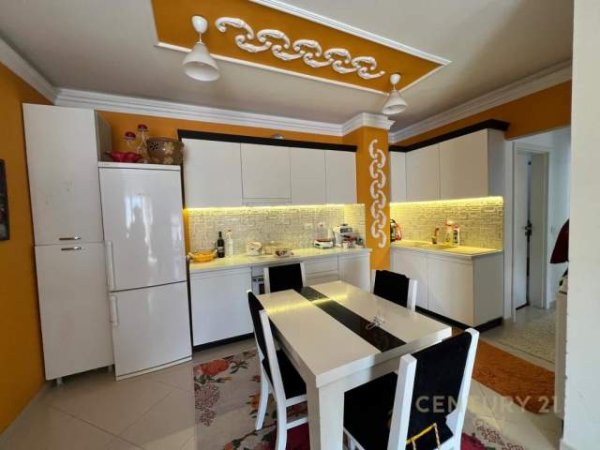 Tirane, shitet apartament 2+1+BLK Kati 8, 92 m² 170.000 Euro (ish Fusha e aviacionit)