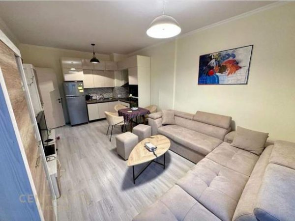 Tirane, jepet me qera apartament 1+1+BLK Kati 6, 69 m² 420 Euro (Farmacia 10 , Spitali Nene Tereza)