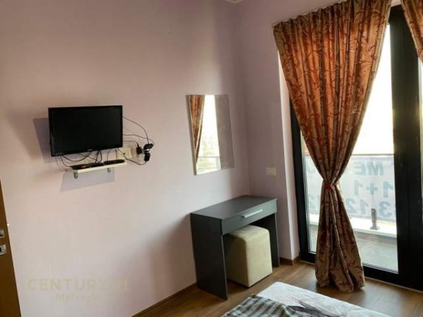 Tirane, jepet me qera apartament 1+1+BLK Kati 6, 69 m² 420 Euro (Farmacia 10 , Spitali Nene Tereza)