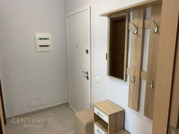Tirane, jepet me qera apartament 1+1+BLK Kati 6, 69 m² 420 Euro (Farmacia 10 , Spitali Nene Tereza)