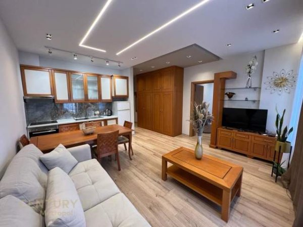 Tirane, jepet me qera apartament 1+1+BLK Kati 4, 60 m² 600 Euro (Pas Ambasades Amerikane)
