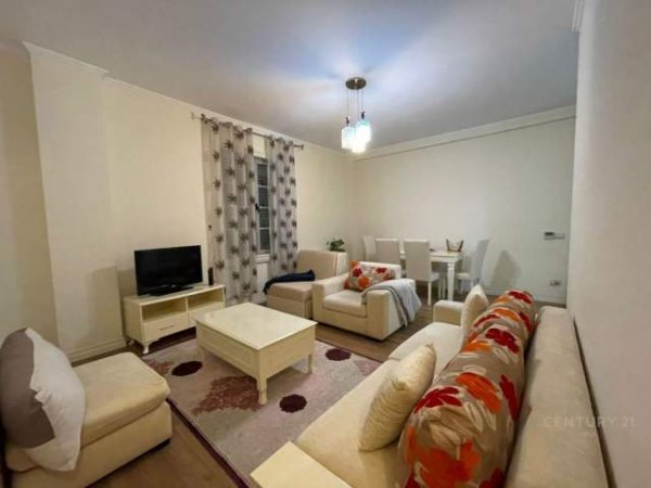 Tirane, jepet me qera apartament 1+1+BLK Kati 3, 75 m² 550 Euro (Tek Ura e Tabakeve)