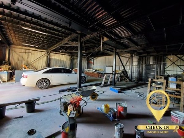 Tirane, jepet me qera magazine Kati 0, 320 m² 600 Euro (Vore)