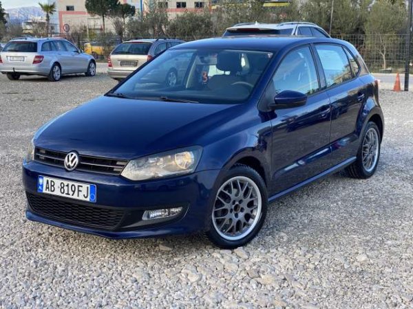 Tirane, shes makine Volkswagen Polo Viti 2009, 5.400 Euro