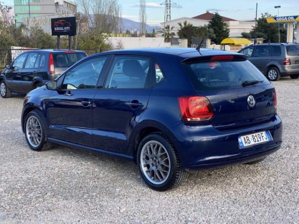 Tirane, shes makine Volkswagen Polo Viti 2009, 5.400 Euro