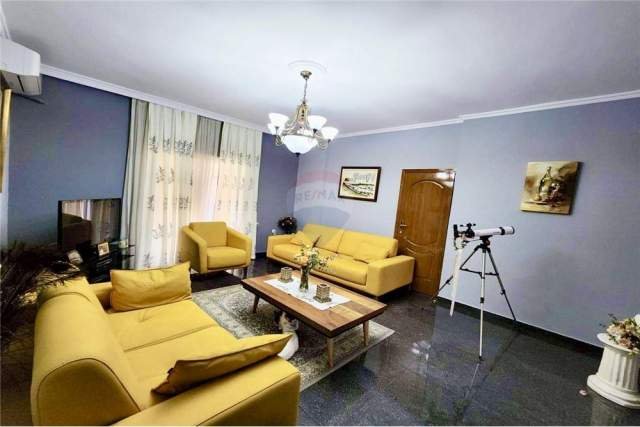 Tirane, shitet apartament 3+1+A+BLK Kati 2, 132 m² 103.000 Euro (Rr. Aleksander Moisiu)