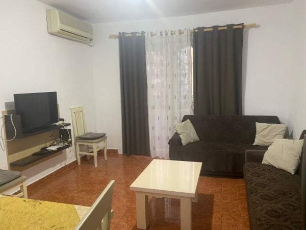 Tirane, jepet me qera apartament 1+1+BLK Kati 5, 60 m² 350 Euro (Margarita Tutulani)