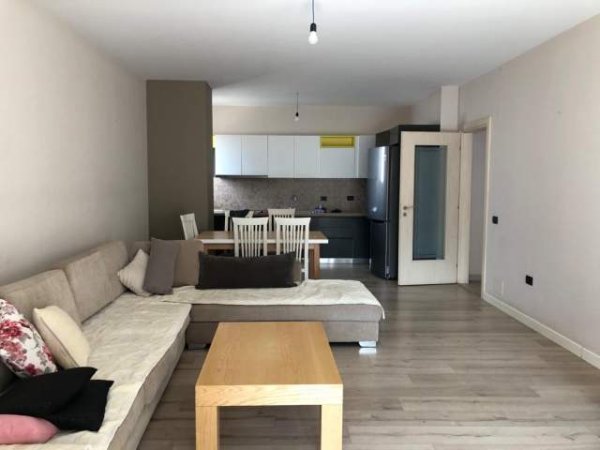 Tirane, jepet me qera apartament 2+1+BLK Kati 5, 120 m² 400 Euro (teodor keko)