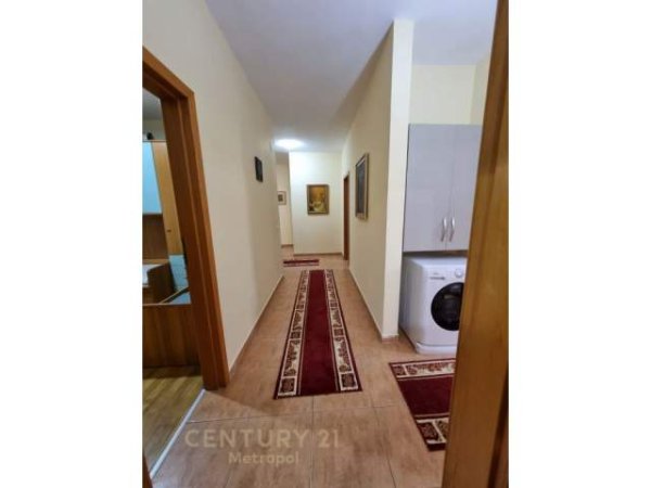 Tirane, jepet me qera apartament 3+1 Kati 3, 146 m² 800 Euro (Stadiumi Air albania)