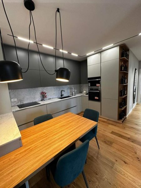 Tirane, jepet me qera apartament 2+1+BLK Kati 3, 101 m² 1.600 Euro (Rruga Hiqmet Buzi)