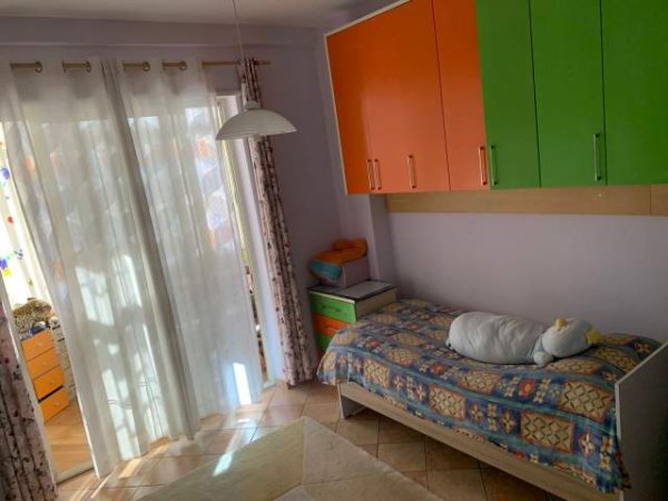 Tirane, shitet apartament 3+1+A+BLK Kati 2, 149 m² 250.000 Euro (Bill Klinton)