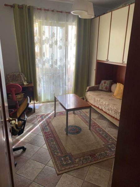 Tirane, shitet apartament 3+1+A+BLK Kati 2, 149 m² 250.000 Euro (Bill Klinton)
