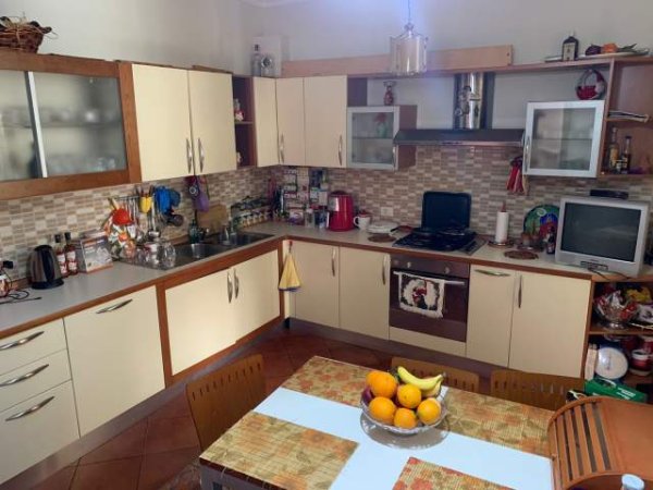 Tirane, shitet apartament 3+1+A+BLK Kati 2, 149 m² 250.000 Euro (Bill Klinton)