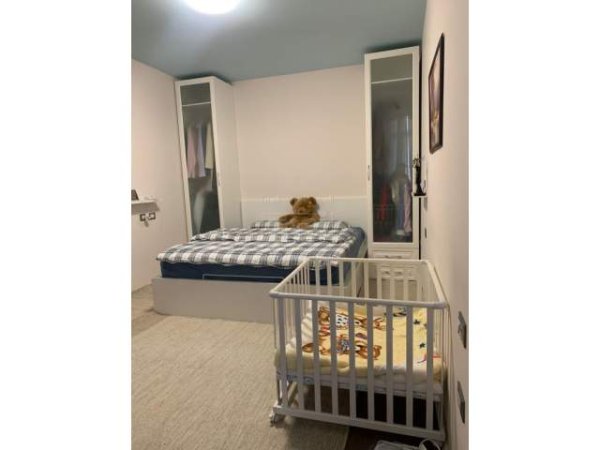 Tirane, jepet me qera apartament 2+1+BLK 70 m² 550 Euro (Qender)