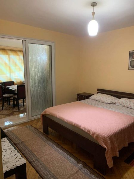 Tirane, jepet me qera apartament 1+1 Kati 2, 55 m² 30.000 Leke (prane Godines 9/10 QS)