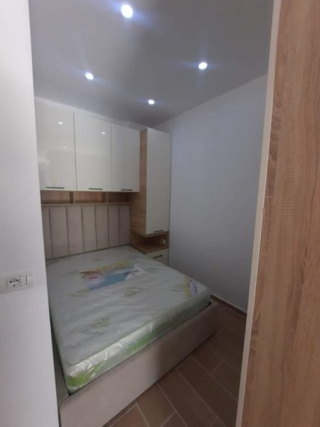 Tirane, shitet garsonier Kati 0, 27 m² 42.000 Euro (Kopshti zoologjik)