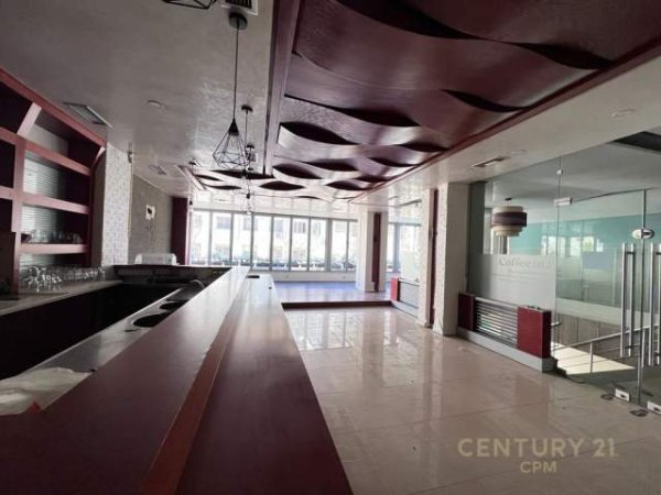 Tirane, jepet me qera ambjent biznesi Kati 1, 120 m² 1.000 Euro (Tek Juridiku)