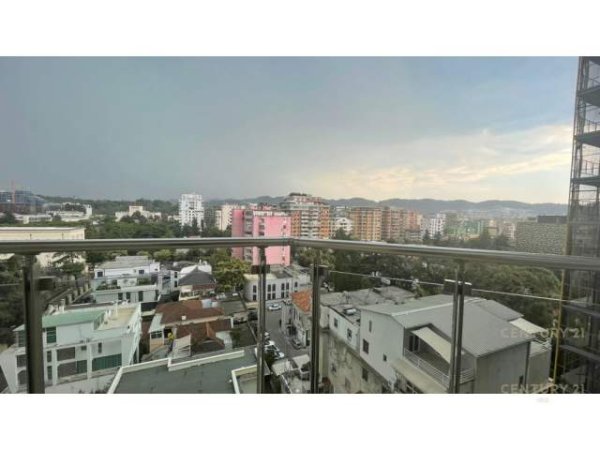 Tirane, jepet me qera apartament 2+1+BLK Kati 10, 130 m² 2.000 Euro (Blloku)