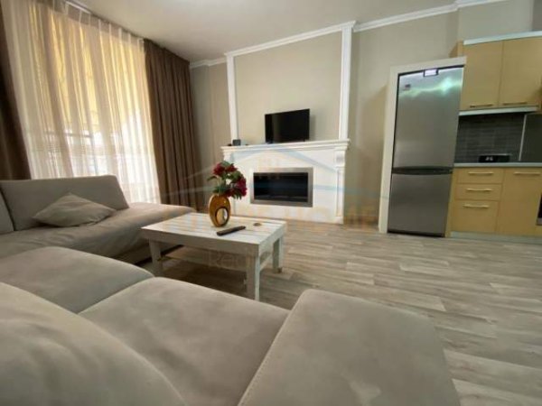 Tirane, jepet me qera apartament 2+1+BLK Kati 3, 101 m² 500 Euro (Liqeni i Thate)