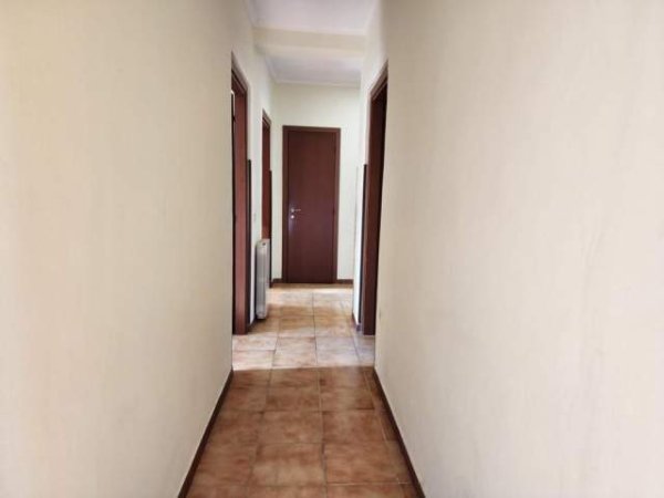 Tirane, shes apartament 4+1+BLK Kati 4, 100 m² 130.000 Euro (Muhamet Gjollesha)