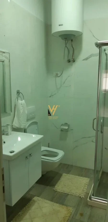 Tirane, shitet apartament 2+1+Ballkon Kati 5, 110 m² 240.000 € (LIQENI THATE)