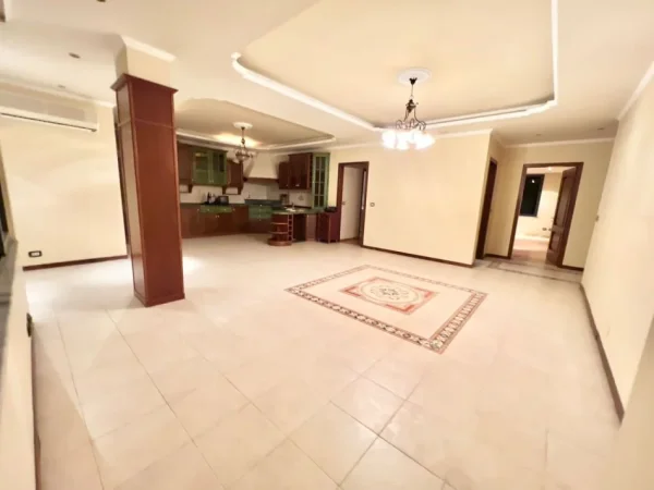 Tirane, jepet me qera apartament 2+1+Aneks+Ballkon Kati 4, 140 m² 1.500 € (bllok)