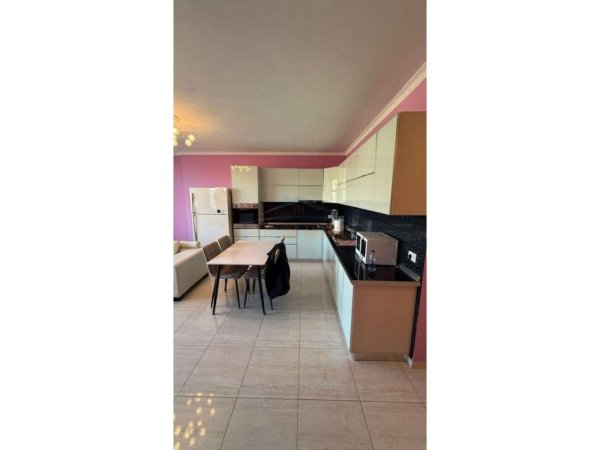 Durres, shitet apartament 1+1 Kati 6, 52 m² 80.000 € (SHKEMBI KAVAJES)   UNA51992