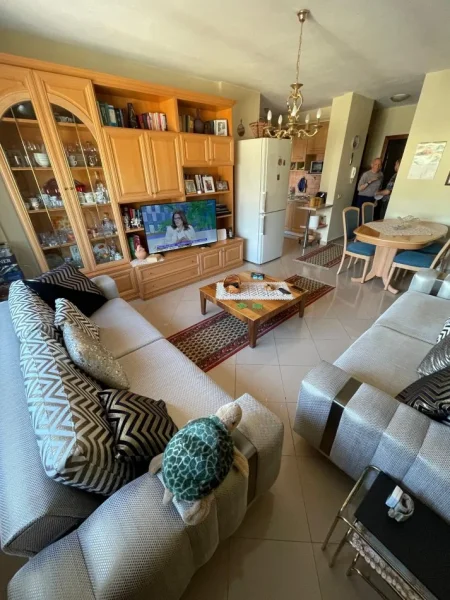 Tirane, shitet apartament 1+1+Aneks+Ballkon Kati 6, 77 m² 213.000 € (Rruga e Elbasanit)